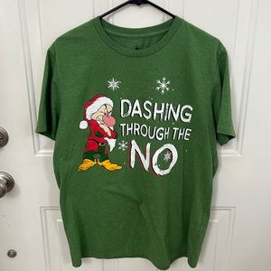 Disney Grumpy (Snow White and seven dwarfs) Christmas t shirt men’s M